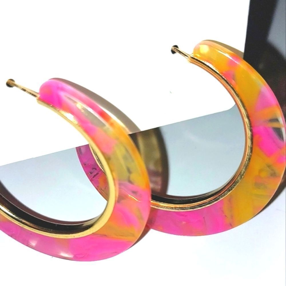 Super cute fashion hoop earrings For Adults And Kids - Picture 3 of 5